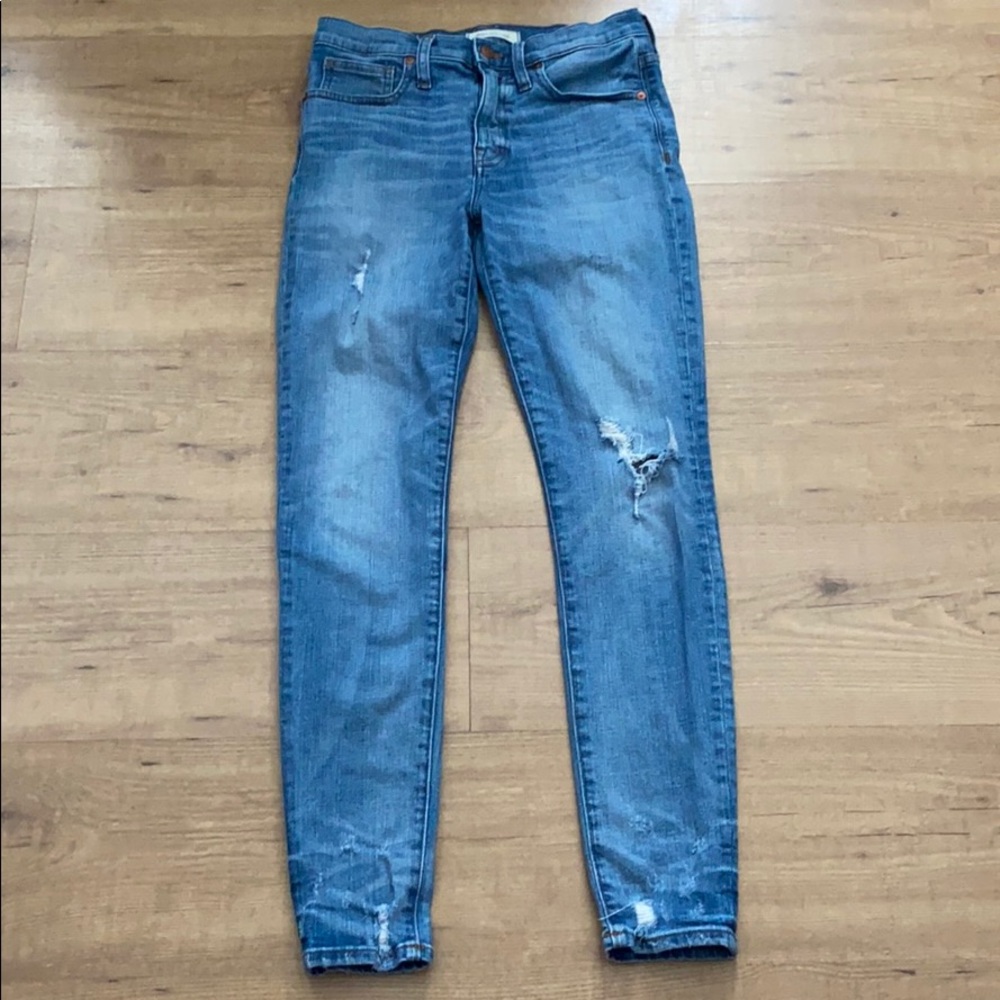 Madewell Distressed 9” High Rise Skinny Jean